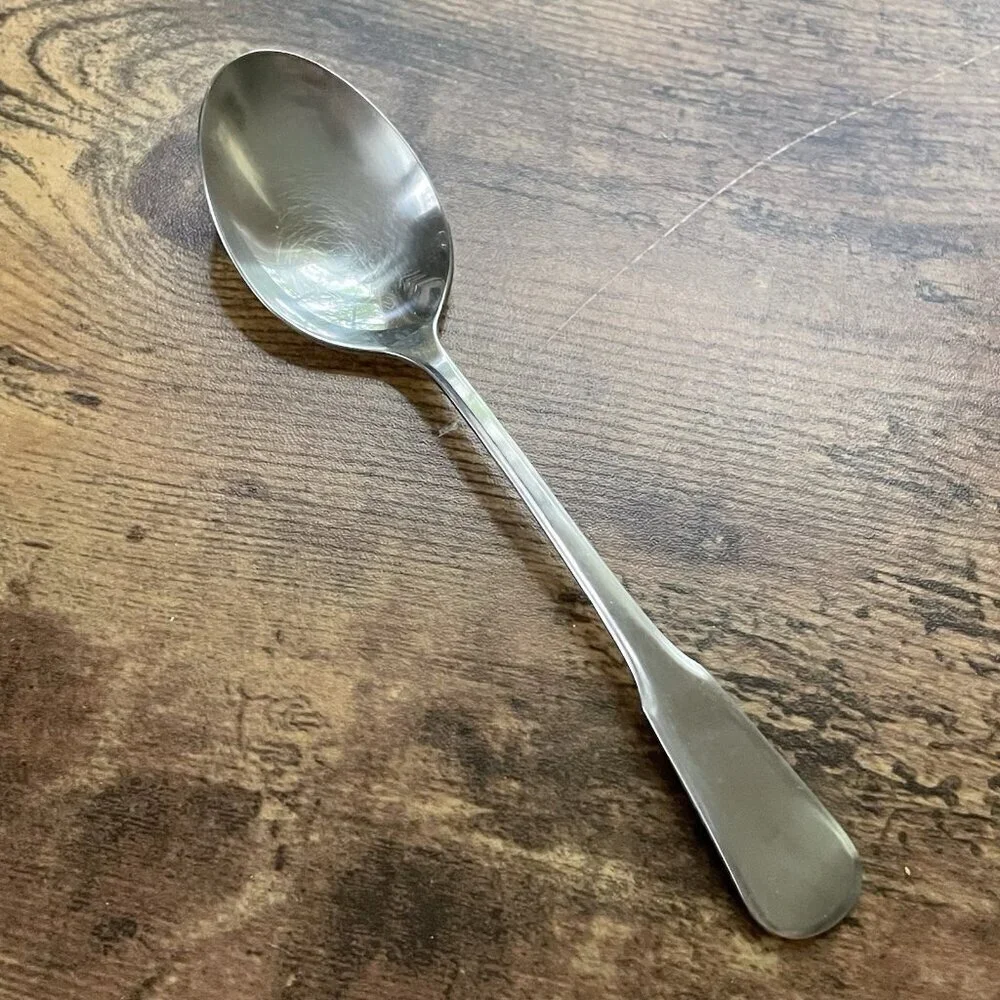 6 Oneida Deluxe Stainless Steel Independence Place Oval Soup Spoon 6 3/4